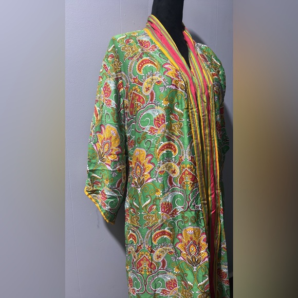 💗 Luxury Kimono 👘 (Reversible) ✨ - Picture 5 of 6